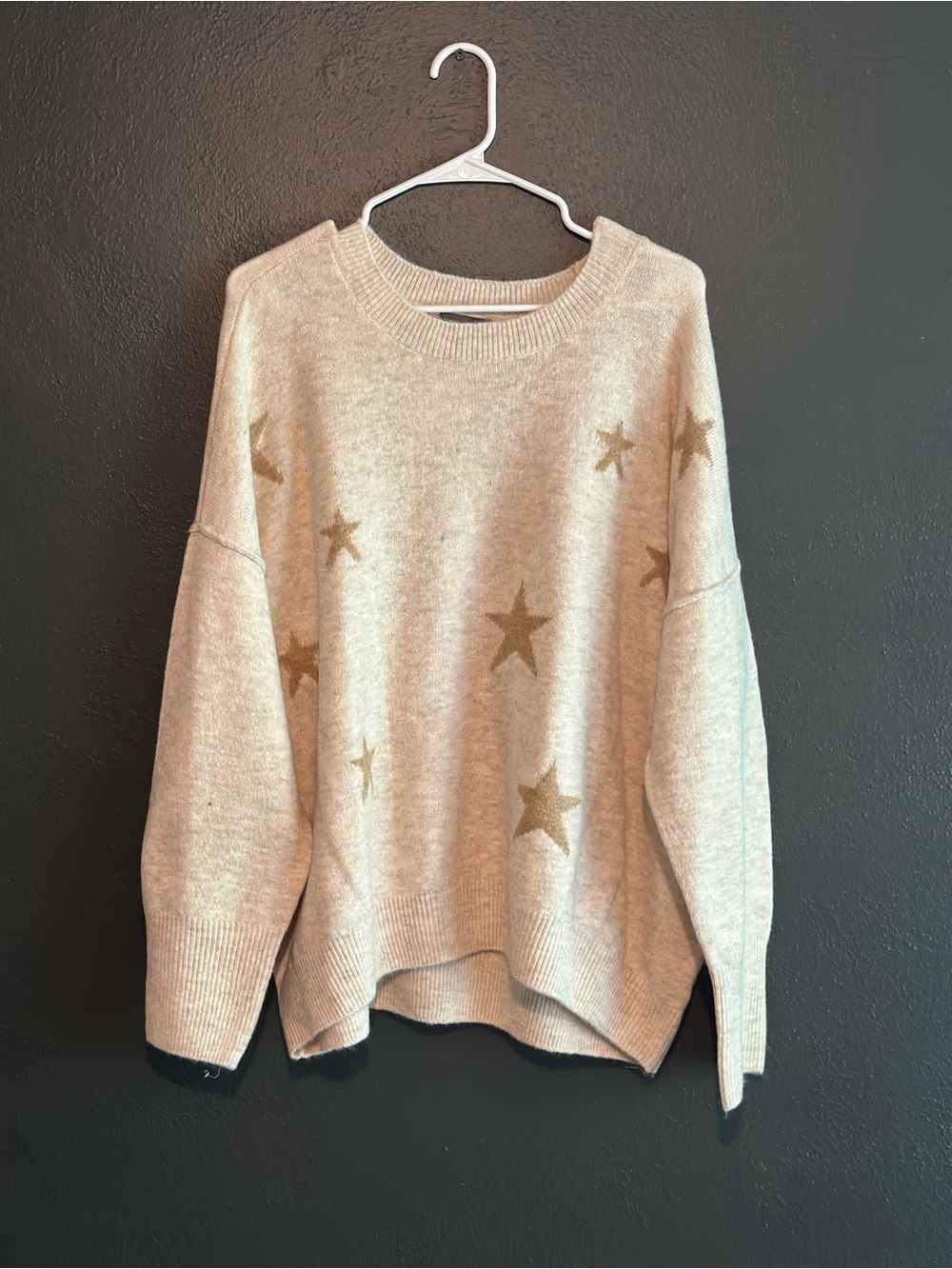 NWOT Vince Camuto Cream Crewneck Sweater with Tan Star Accents